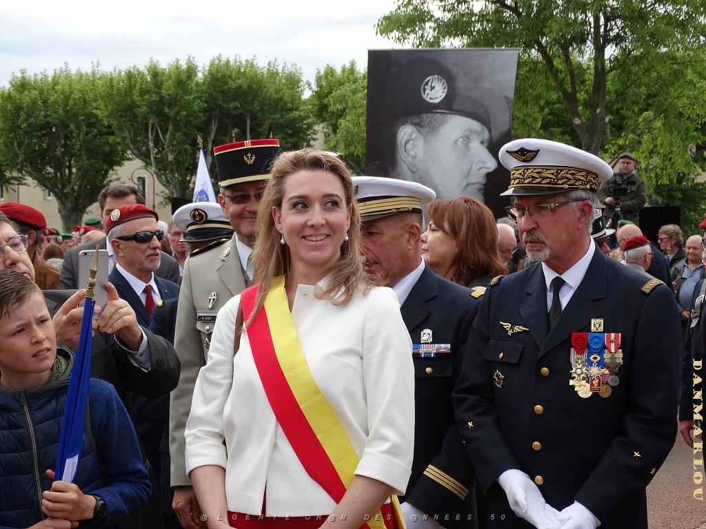 2019 05 11 BOLLENE HOMMAGE AU COMMANDANT DENOIX DE SAINT MARC (5).jpg